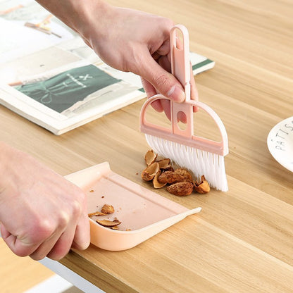 Mini Desktop Sweeper Cleaning Set